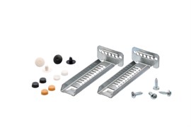 BOSCH 00612653 Комплект из 2 зажимов + болты для фиксации цокольной панели 00612653